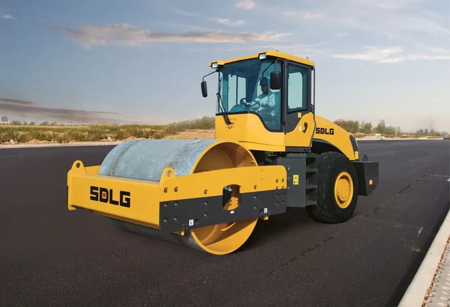 Diferentes modelos de vibrocompactadores en uso